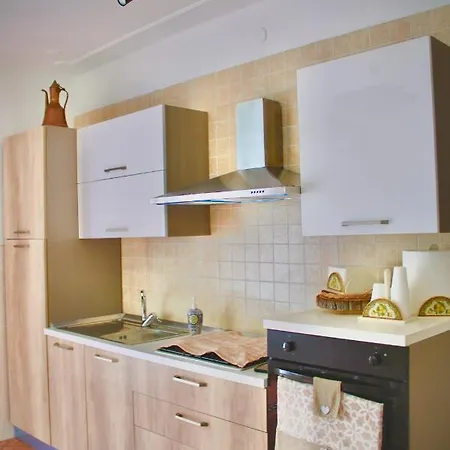 Apartment Giusy's House. Strategic Geographic Location!